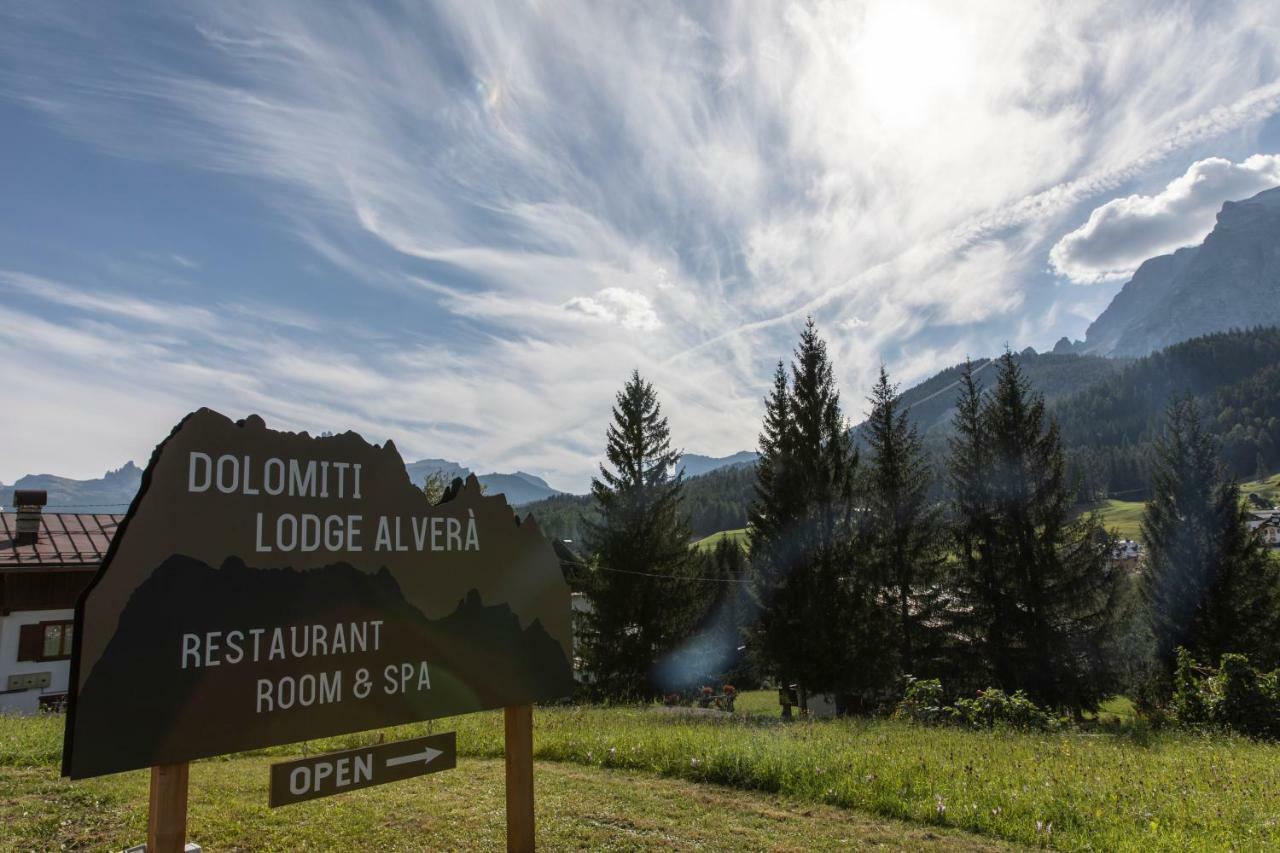 Dolomiti Lodge Alvera Cortina d'Ampezzo Exterior foto